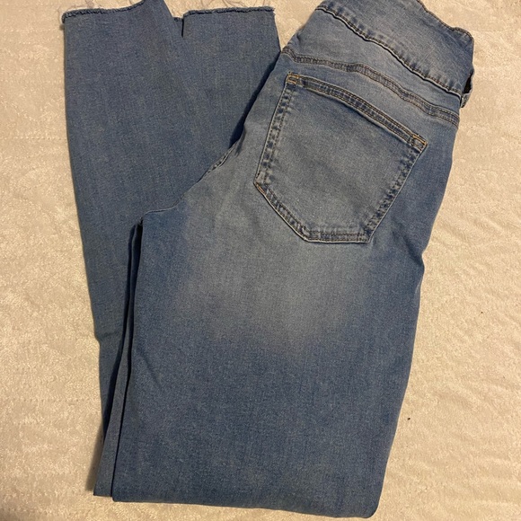 Jeans - Picture 2 of 2